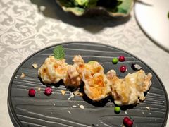 芥味榛果明虾球-麟1929(外滩店)