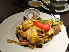 越式盐焗麻油鸡-大头虾越式风味餐厅(光明广场店)