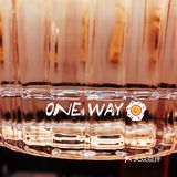 绿色复古风的咖啡小店