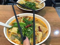 招牌螺蛳粉-螺小胖柳州螺蛳粉(钟楼总店)