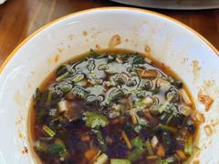 -金鼎雪山牦牛杂火锅(理县总店)