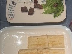 -乔家小院•非遗驴肉•本地小海鲜(滨河路店)