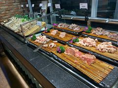 面包甜点陈列柜-韩盛·盛江山自助料理(于洪新玛特店)