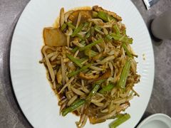-闫府私房菜·百年鲁菜(恒隆店)