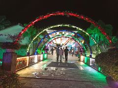 -亚龙湾亚泰商业街