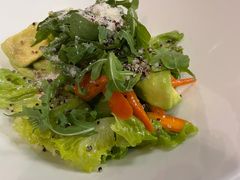 黑松露牛油果蔬菜沙拉-BONAZZA 意大利餐厅