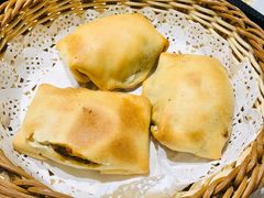 馕坑烤包子-巴扎美食·新疆菜·西域歌舞表演餐厅(新疆大厦店)