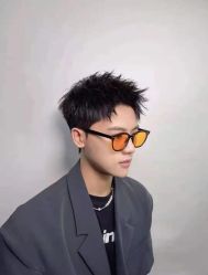 点击看大图 -朗峰专业美发沙龙