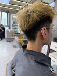 -藤野造型烫发染发