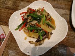 -九號渔港·蒸汽海鲜·粤菜茶点(八卦岭店)