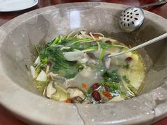 -姚记抚仙湖石锅鱼庄