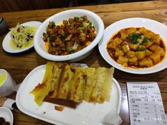 -海富荣·锅贴·陕菜家常菜(阳光城店)