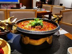 -万重锦·人文川菜馆(骡马市店)