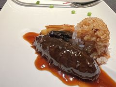 葱烧海参配乌米菌-鲁采LU STYLE(新天地店)