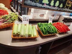 -湘西小馆(滨河路店)