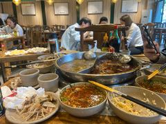 -肖肖酸萝卜鱼火锅(总店)