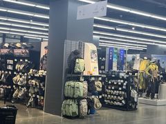 -迪卡侬(大英山店)