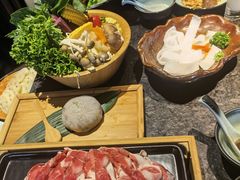 -湊湊火锅·茶憩(新中关购物中心店)