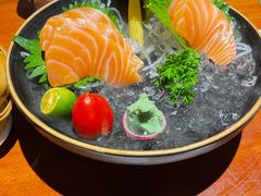 厚切三文鱼-肉魁屋·烧肉·烧鸟·酒场(高新店)