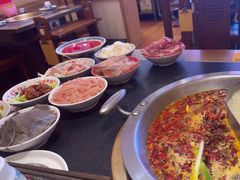 -沸炉重庆老火锅(军事博物馆店)