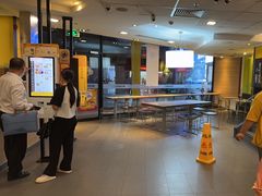 -麦当劳(佛山流行前线店)