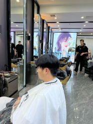 -藤野造型烫染·漂发