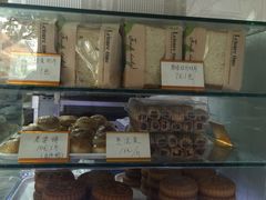 面包甜点陈列柜-麦香皇后老式面包坊(大连路店)