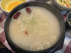 -益百岁牛尾汤(香山路店)