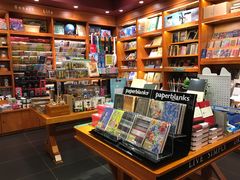 -西西弗书店&矢量咖啡(壹方购物中心店)