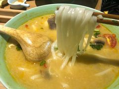 -越弥越南传统美食馆