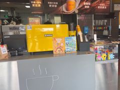-麦当劳(杨林得来速店)