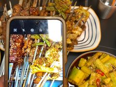 -许哥东北烧烤·铁丳烤串·宫后夹肉(繁花中心店)