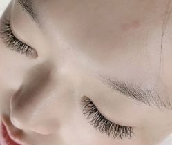 -爱纶美·美甲美睫半永久