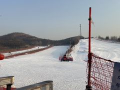 -秦皇古道滑雪场