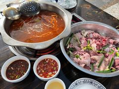 酸汤锅-顺水湾·牛肉牛杂火锅(驾鹤店)