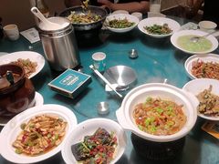 -呷湘厨·鱼汤捞饭·剁椒鱼头·辣椒炒肉(国家会展中心店)
