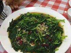 -鲁班小馆(政四街店)