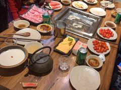 -吴氏老牌坊云南鱼豆花火锅店(通江街店)