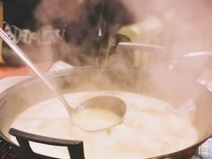 -鲜入围煮花胶鸡海鲜火锅