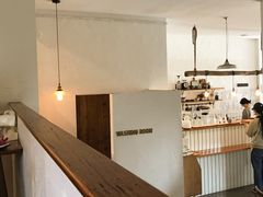 大堂-MAISON门前杂货店