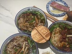 -镇南锅盖面馆(解放路店)