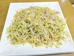笨豆芽炒肉丝-鑫诚筋饼王(红旗小区店)