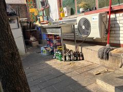 -石锅坛肉(广场店)