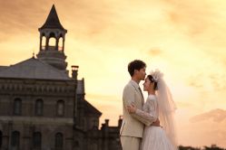 -雪中彩影婚纱摄影·微光艺术中心