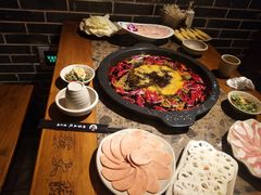 -舒家大院重庆老火锅(纪念塔店)