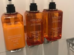 -桔子酒店(深圳东门湖贝地铁站店)