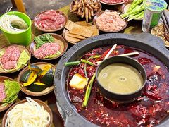-黄潇洒老火锅(九眼桥宏济巷店)