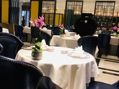 大堂-Yan Ting 宴庭中餐厅(上海静安瑞吉酒店)
