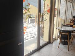 -必胜客(WOW昙华林店)