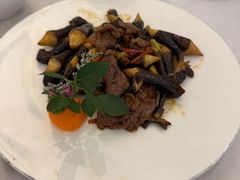 -鹿鸣酒家(越秀店)